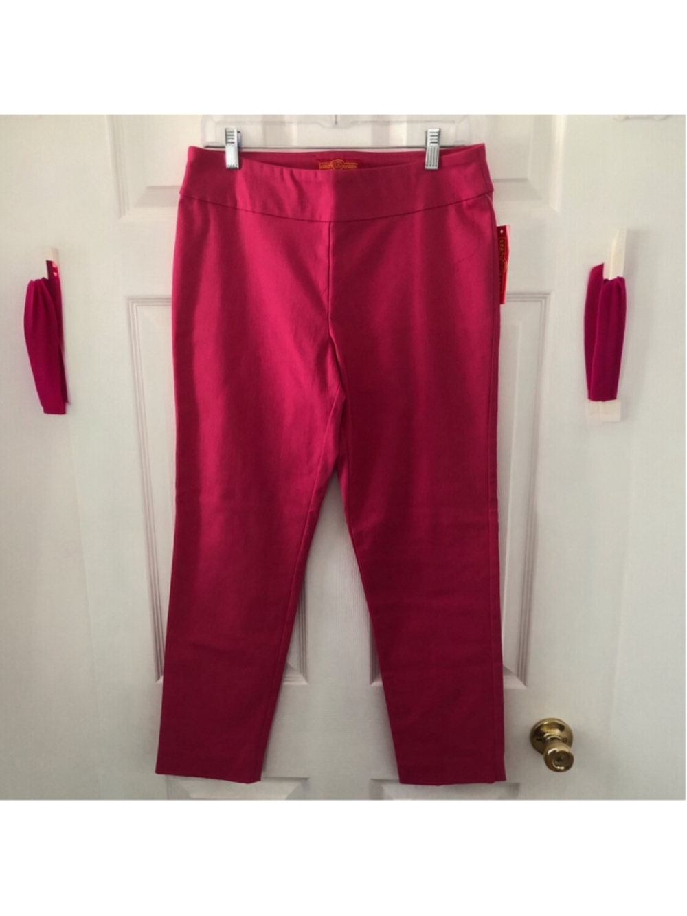 NWT Krazy Larry Pull On Stretch Pants Hot Pink Tummy Control Size 6 MSRP $149